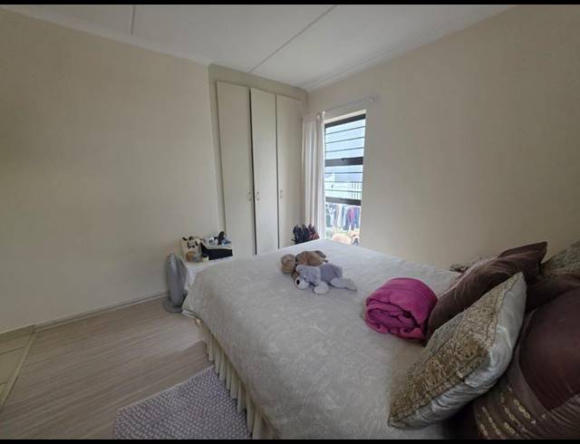 2 BEDROOM PROPERTY TO RENT IN BARBEQUE DOWNS